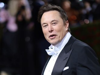 Elon Musk: Gênio, Visionário, Playboy e Filantropo